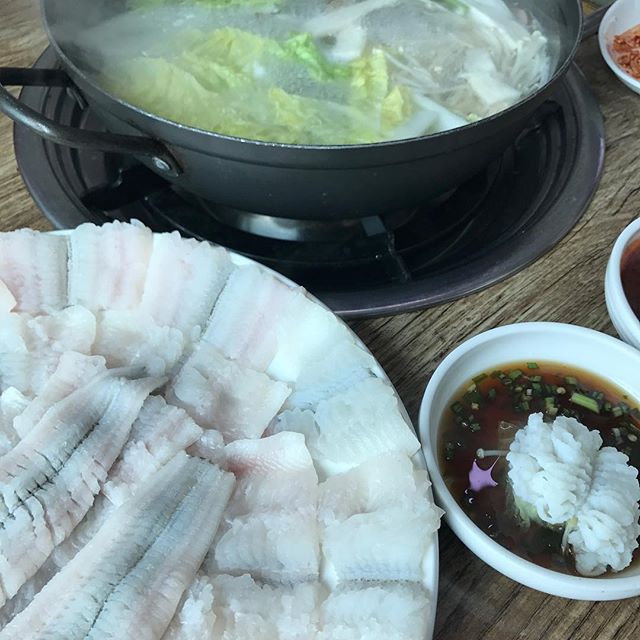 축령산사랑가득국밥 - 전남, 장성 | 맛집검색 식신