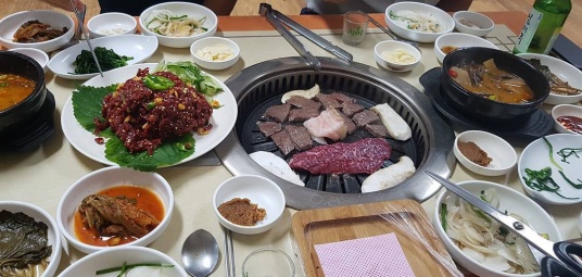 한새들식육식당