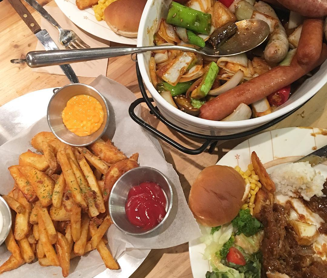 출처 : 남매카페 인스타그램 검색 결과