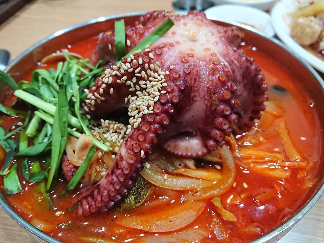 서천굴칼국수 - 충남, 아산시 아산배방 | 맛집검색 식신