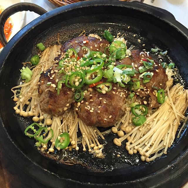 출처 : 신화정 인스타그램 검색 결과