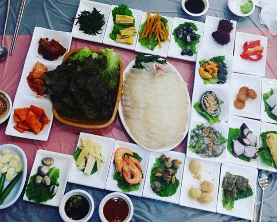 연육교횟집 , 전라남도 여수시 진두해안길 26-6