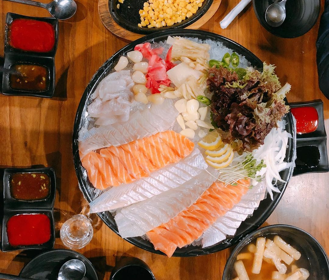 출처 : 회뜨는남자 인스타그램 검색 결과