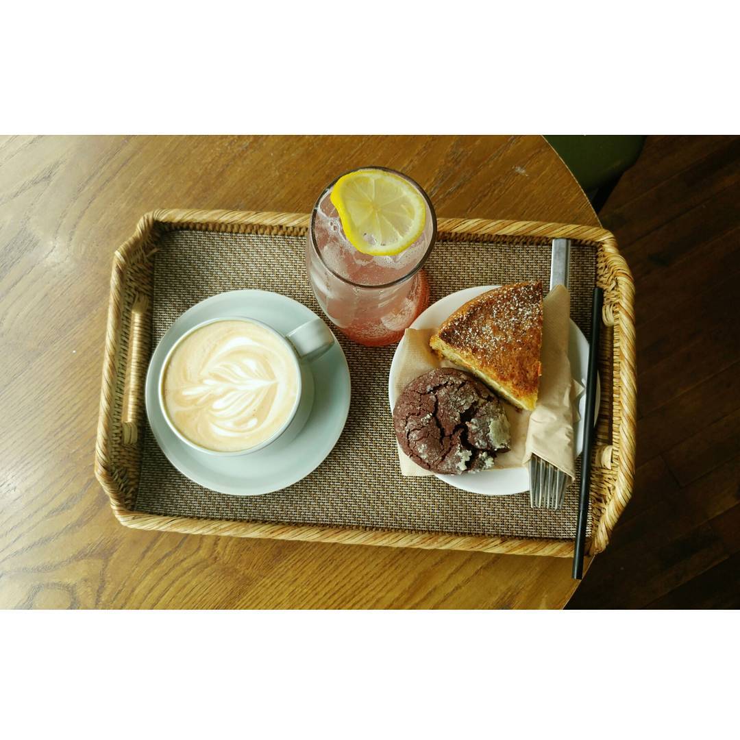 출처 : 카페 아사 인스타그램 검색 결과