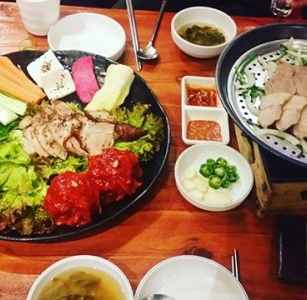 서울 장충 족발/보쌈 맛집 BEST 5 매거진에 대한 사진입니다.