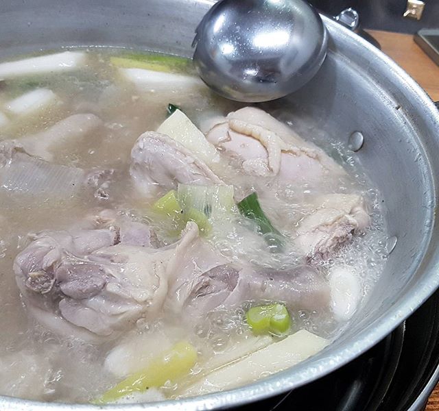 사계절한방닭한마리|동대문/장충/신당맛집, 고기맛집, 식신 대한민국 No.1 맛집검색,맛집추천