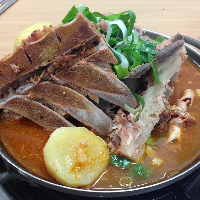 이모네감자탕 - 서울 강북, 광화문 | 맛집검색 식신