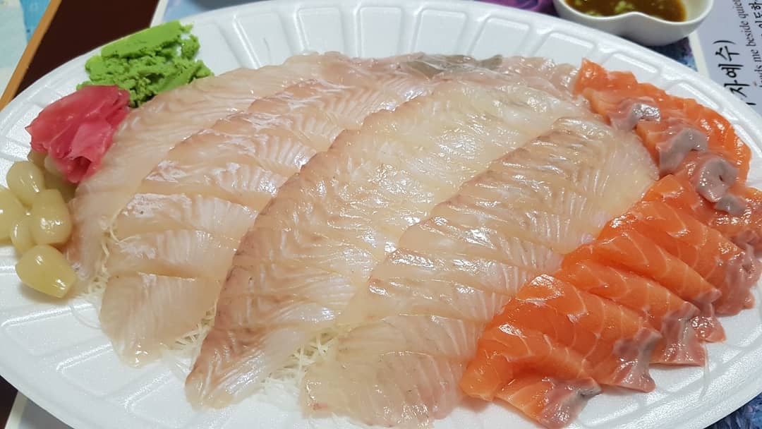 회뜨는집 - 서울 강북, 이태원-보광동 | 맛집검색 식신