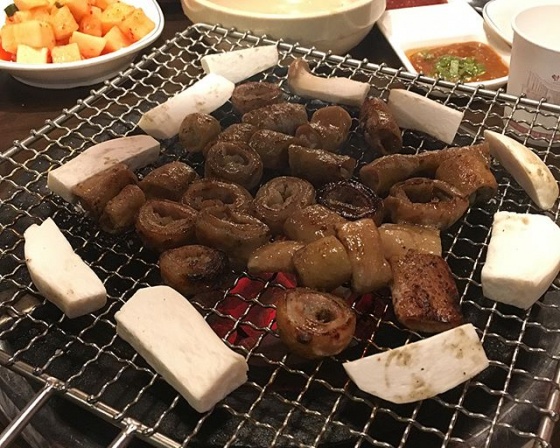 와우곱창 , 서울특별시 광진구 자양로13가길 2
