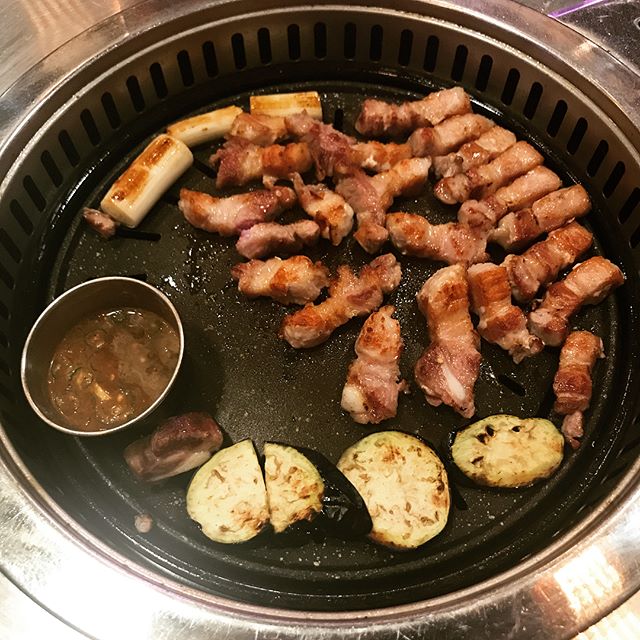 봉돼지 - 서울 강북, 용산 삼각지 | 맛집검색 식신