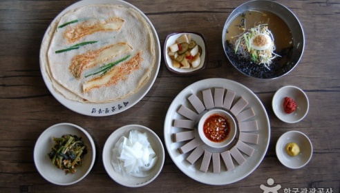 메밀꽃필무렵 매장 이미지