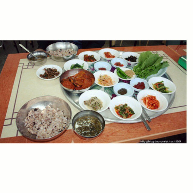 출처 : 홍춘이보리밥 인스타그램 검색 결과