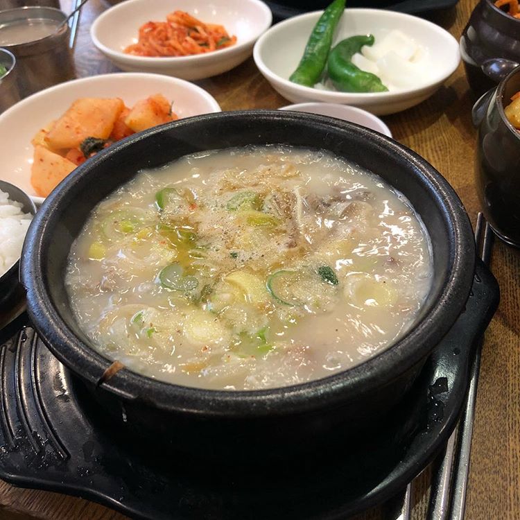 신의주찹쌀순대 - 서울 강북, 삼청동 북촌한옥마을 | 맛집검색 식신