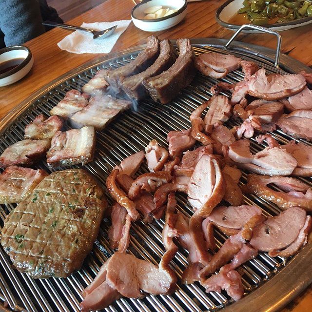 출처 : 팔공산장작구이 인스타그램 검색 결과