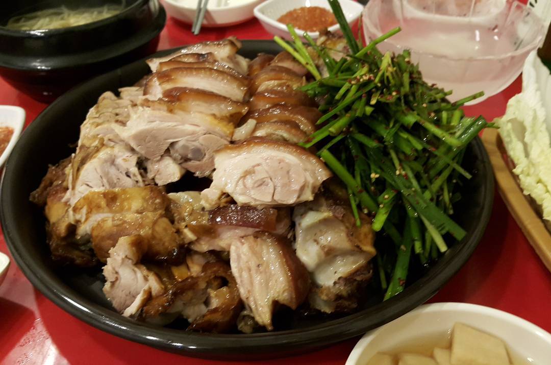출처 : 마마족발 인스타그램 검색 결과