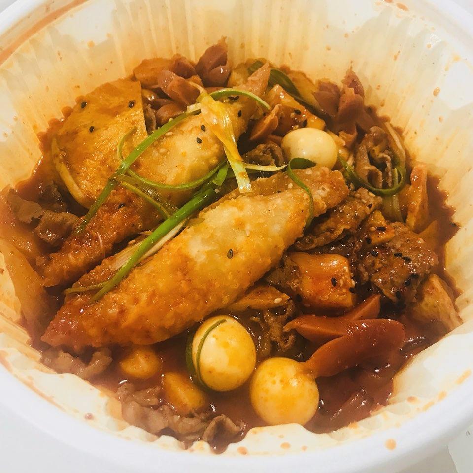 출처 : 두남자에 차돌 떡볶이 인스타그램 검색 결과