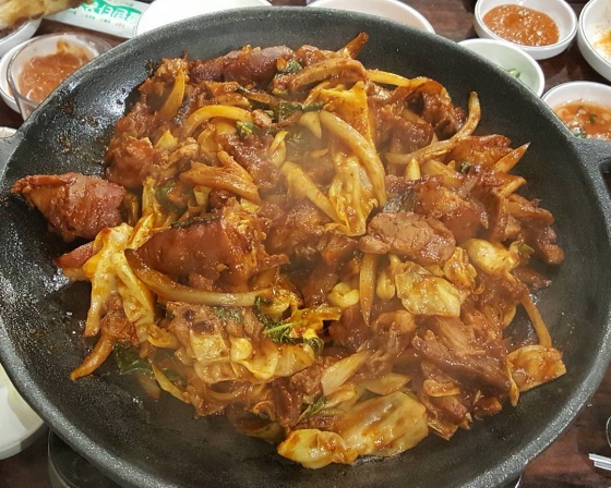 마영균족발집 , 서울 중랑구 신내로 225