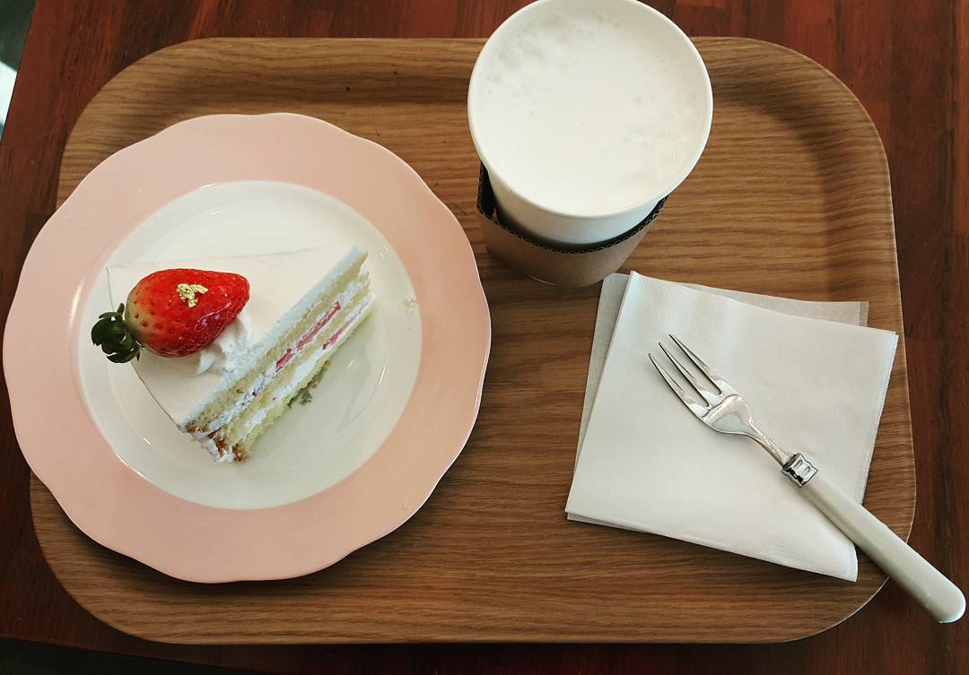 출처 : 디저트카페후아나 인스타그램 검색 결과