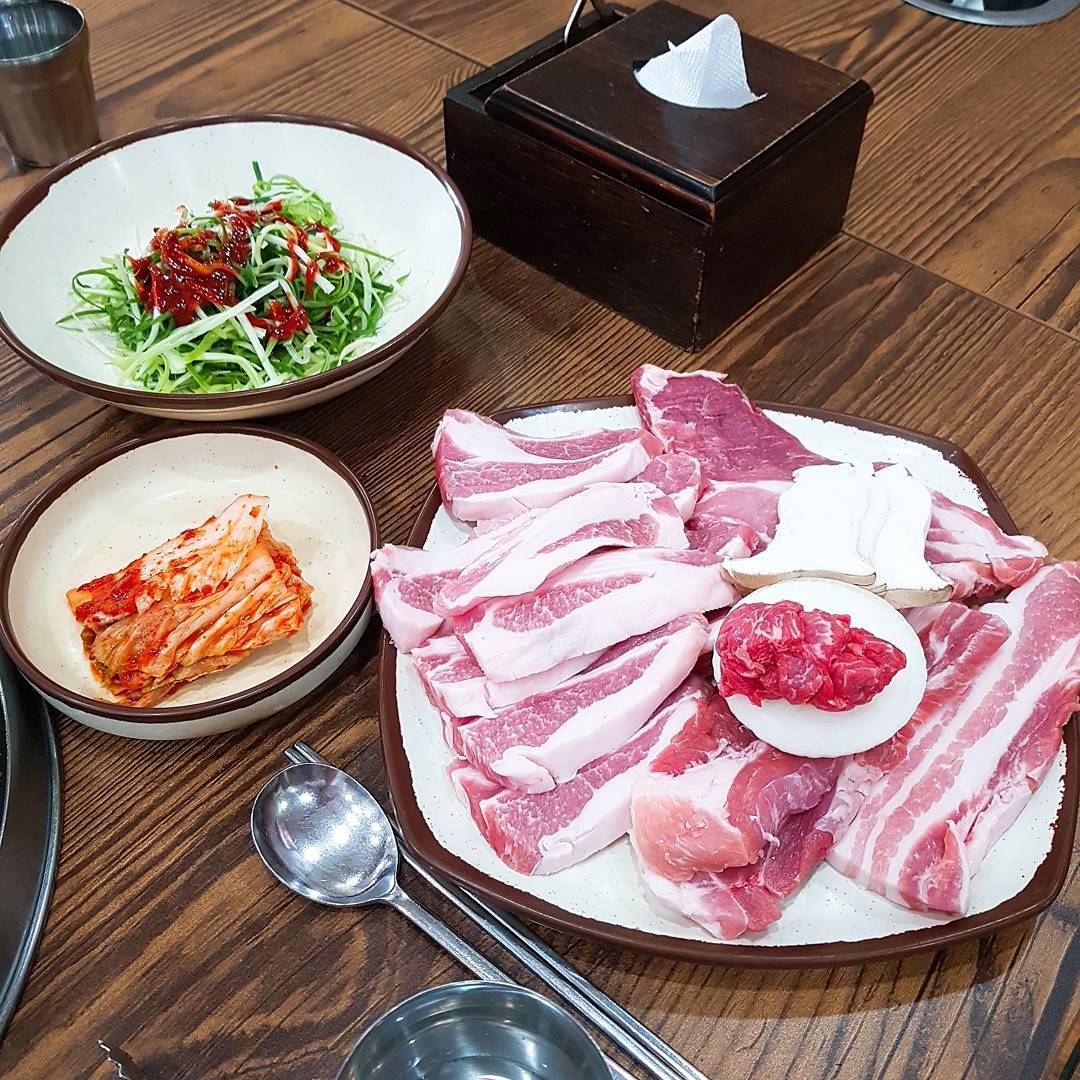 생고기삼백 - 서울 강북, 창동 방학 쌍문 | 맛집검색 식신