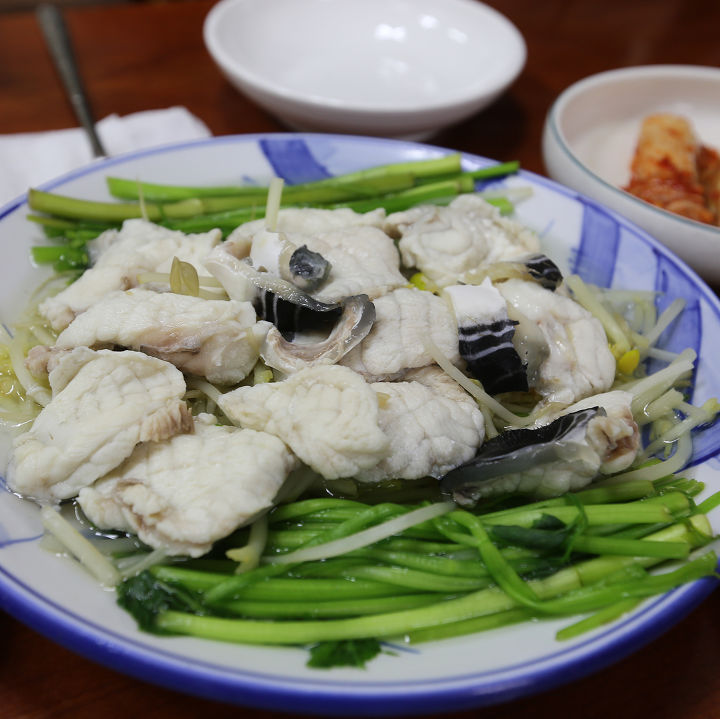 출처 :  symom106님 인스타그램