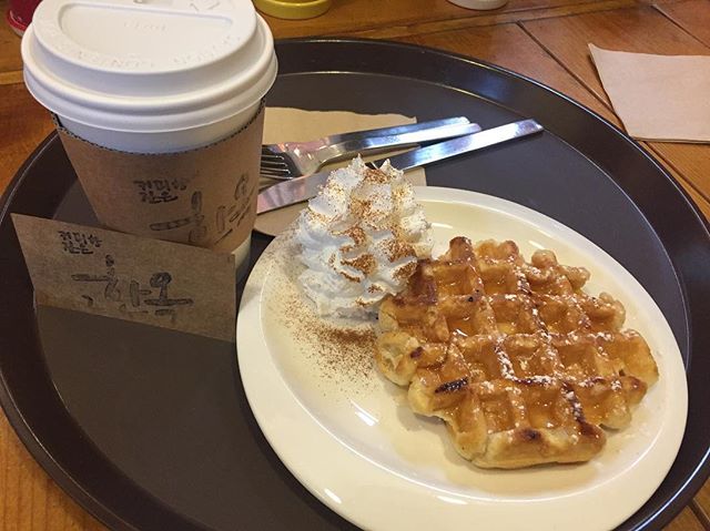 출처 : 커피향 깊은 그 한옥 인스타그램 검색 결과