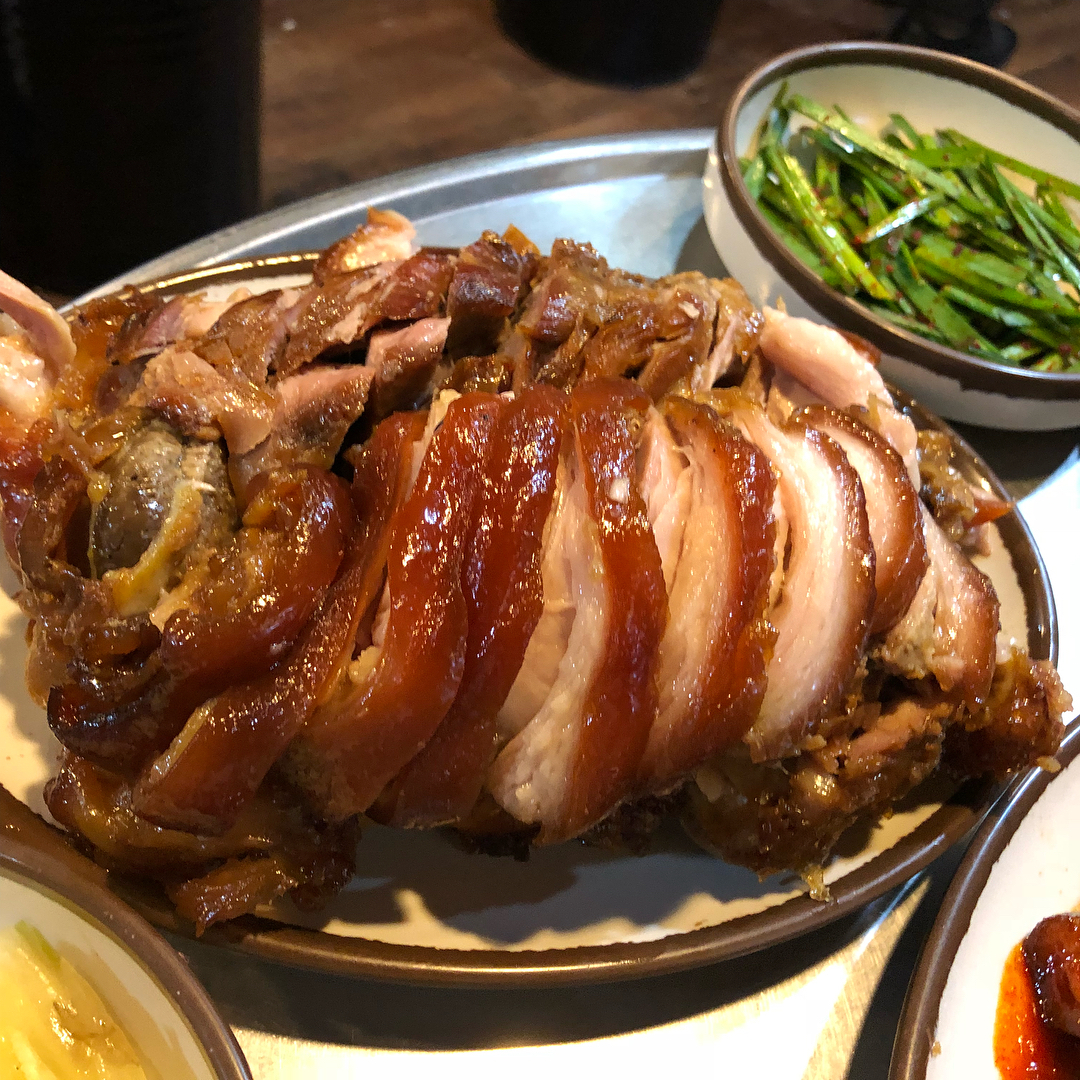 출처 : 신도림참족발 인스타그램 검색 결과