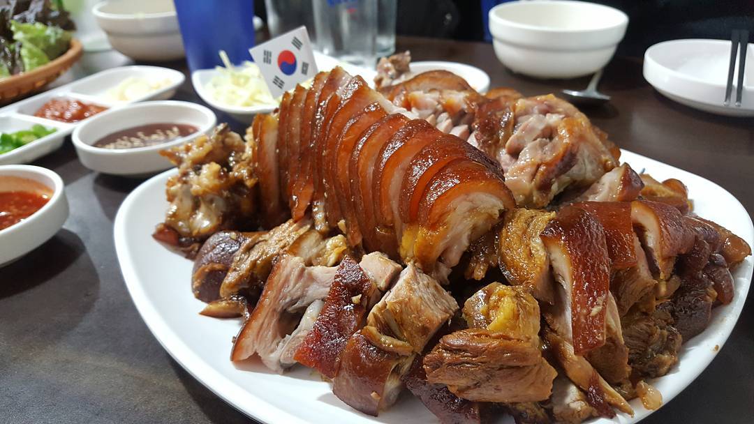 출처 : 진정한족발 인스타그램 검색 결과