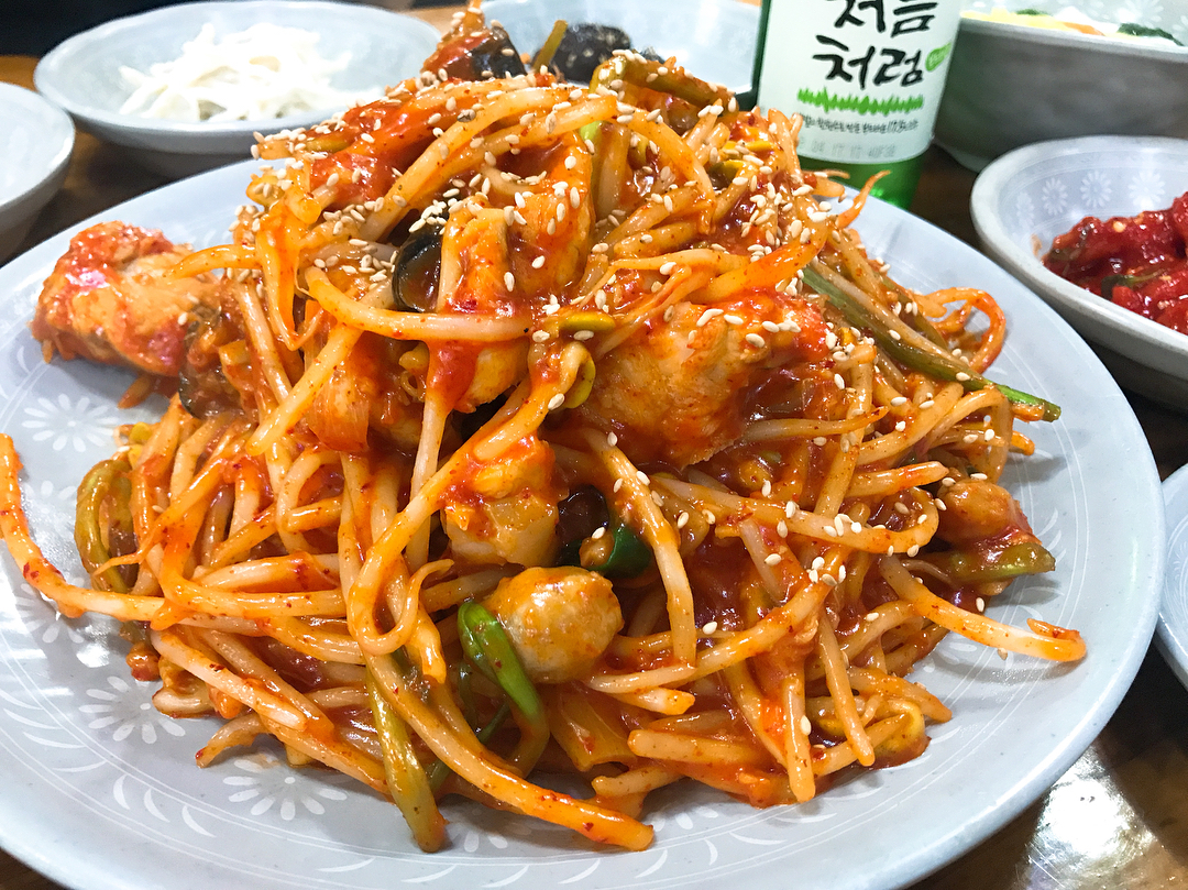 출처 : 돌담아구찜 인스타그램 검색 결과