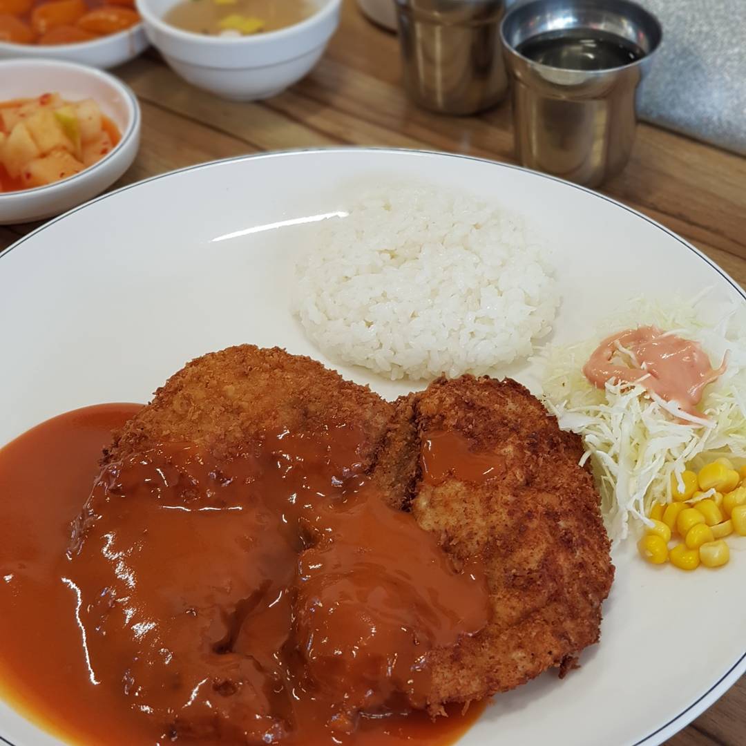 사과나무왕돈까스 - 서울 강남, 중앙대 상도 | 맛집검색 식신