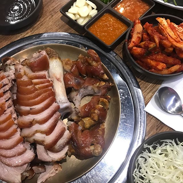 출처 : 더족발 인스타그램 검색 결과