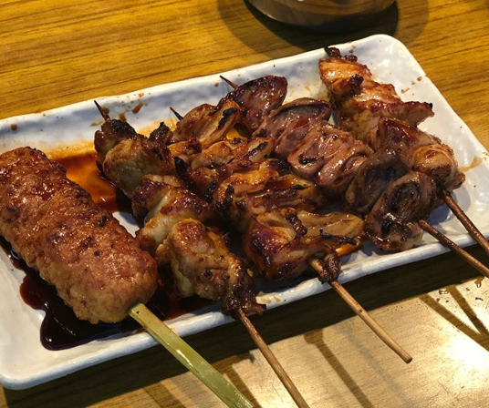 야키토리 분라쿠 , ６-12-1 上野 Taitō, Tokyo 110-0005