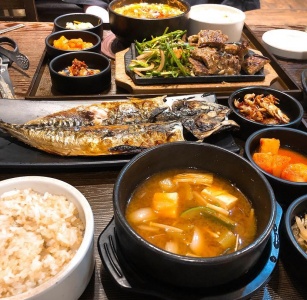 서울 반포 한정식 맛집 BEST 5 매거진에 대한 사진입니다.