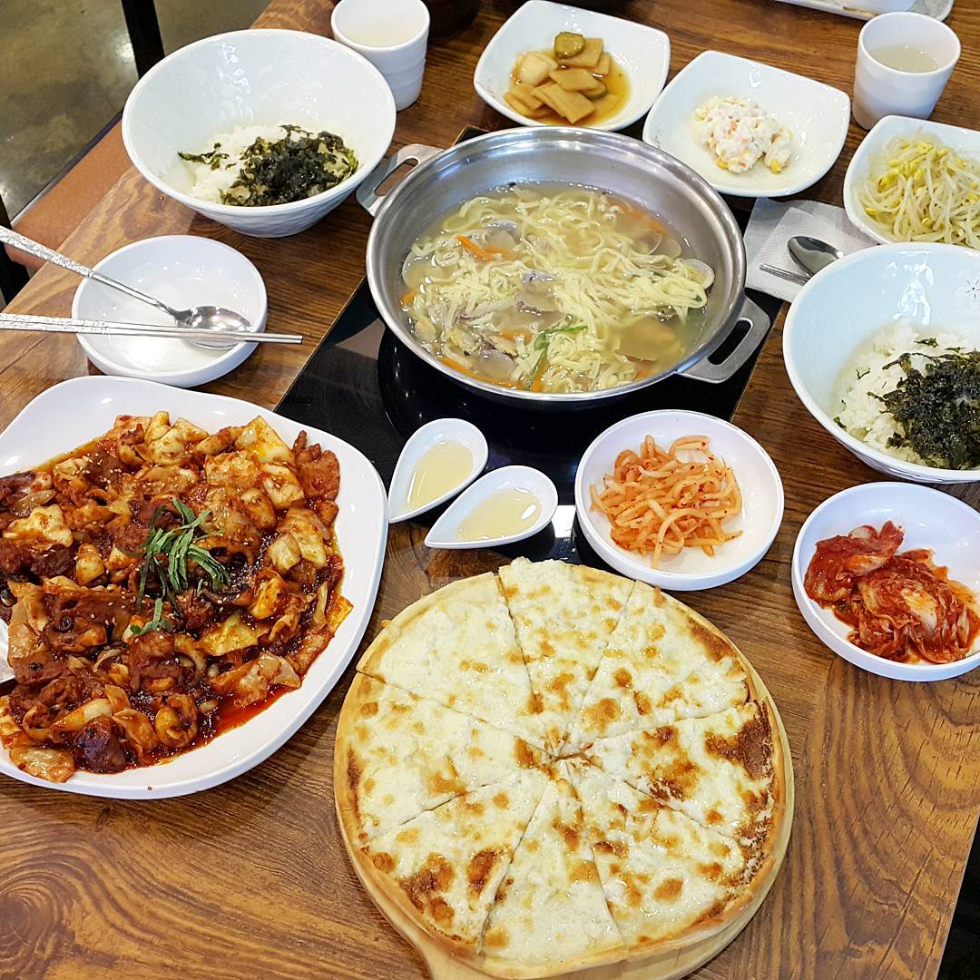 들향기칼국수 - 서울 강남, 보라매 신대방 | 맛집검색 식신