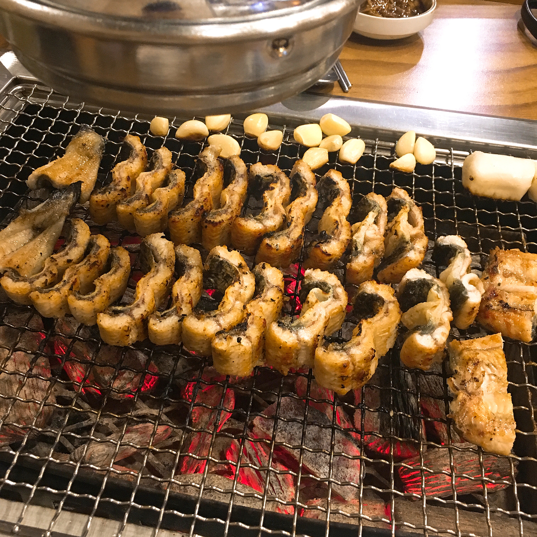 출처 : 양도령숯불민물장어 인스타그램 검색 결과