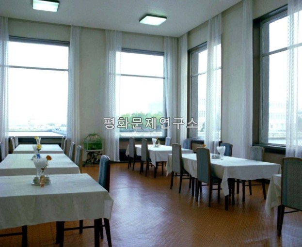 place_img
