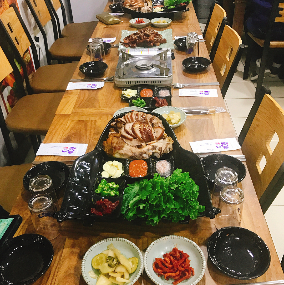 토담왕족발보쌈전문점|대전 / 대덕구/오정동/신탄진, 고기맛집 | 식신 맛집추천