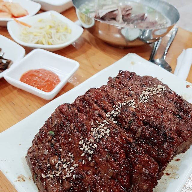 송원떡갈비 - 광주, 동구-조선대 지산 산수 | 맛집검색 식신