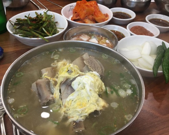 고집센그집갈비탕 부산개금점 , 부산광역시 부산진구 냉정로 220