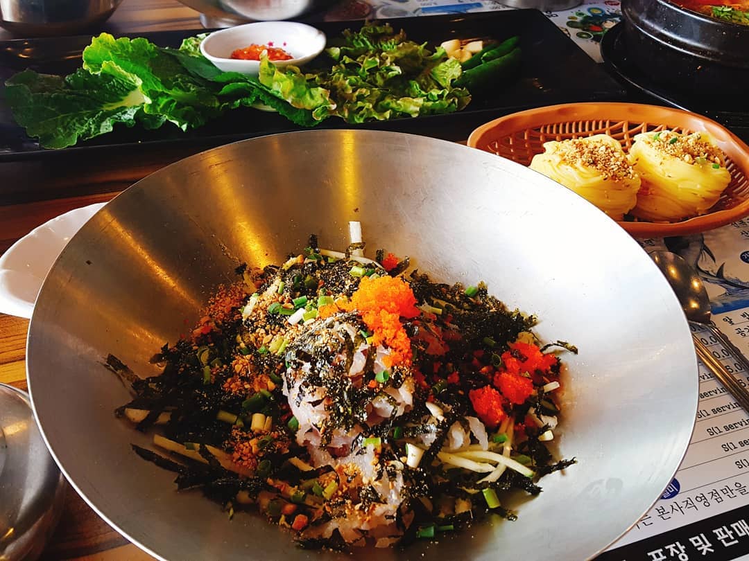 명품물회 - 부산, 서구 대신동 송도 | 맛집검색 식신