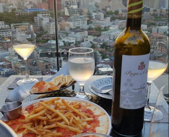 출처 : 루프탑클라우드 인스타그램 검색 결과