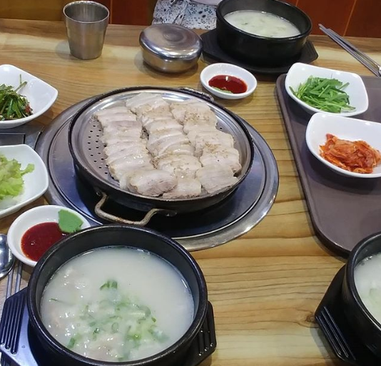 출처 : 진가네돼지국밥 인스타그램 검색 결과