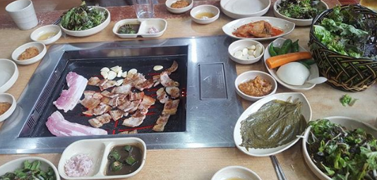 학계식육식당
