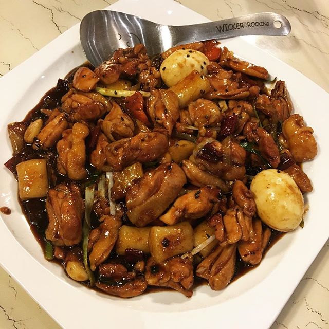 동궁찜닭 우정혁신점 - 울산, 중구-반구 병영 성안 | 맛집검색 식신