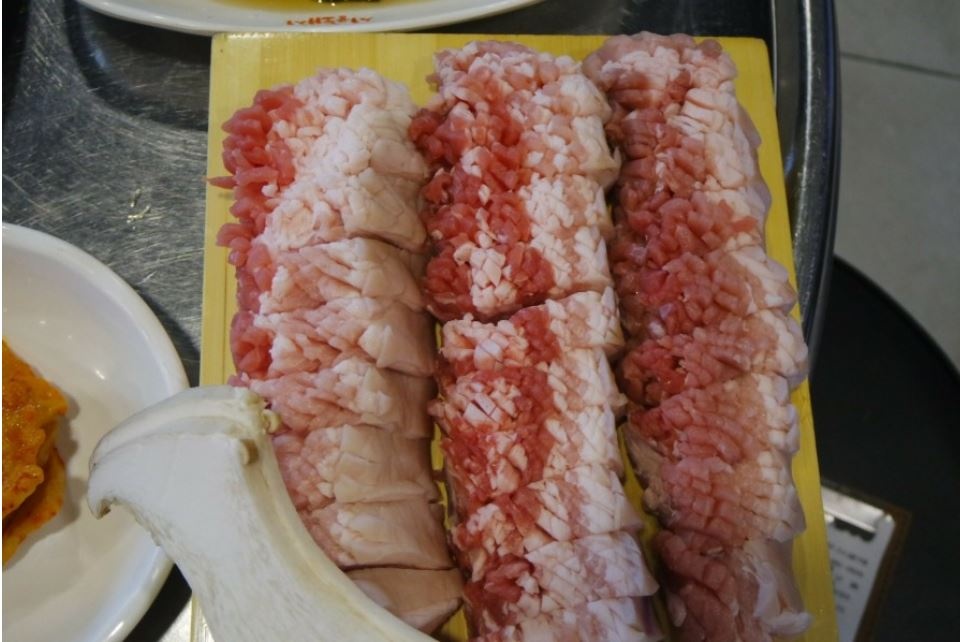 시골한우시골돼지 - 부산, 중구 광복 남포 중앙 | 맛집검색 식신