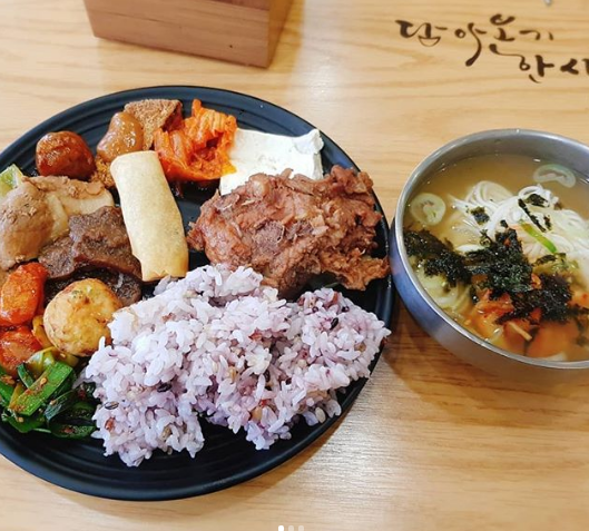 담아보기 한식뷔페 - 충북, 음성 | 맛집검색 식신