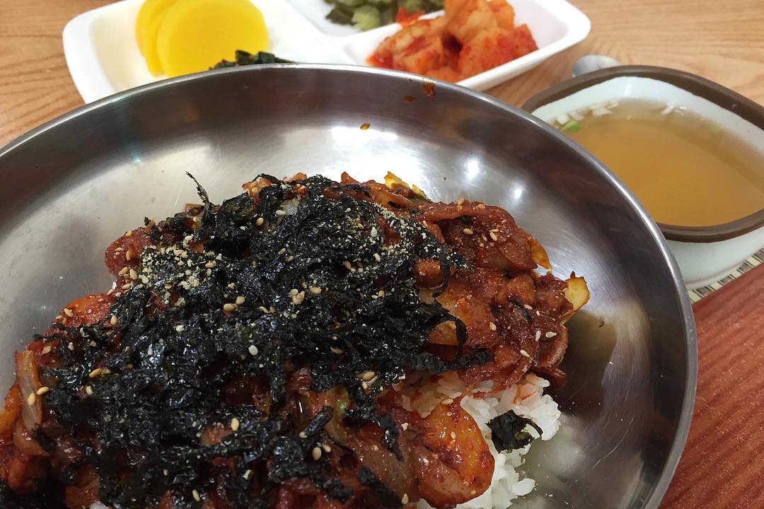 출처 : 털보왕돈까스 인스타그램 검색 결과