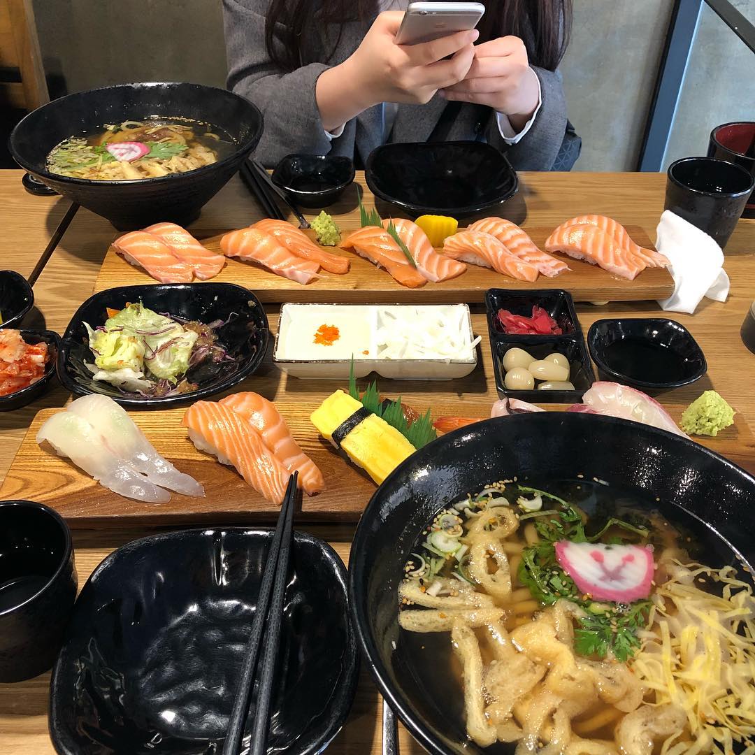 출처 : 미미초밥 인스타그램 검색 결과