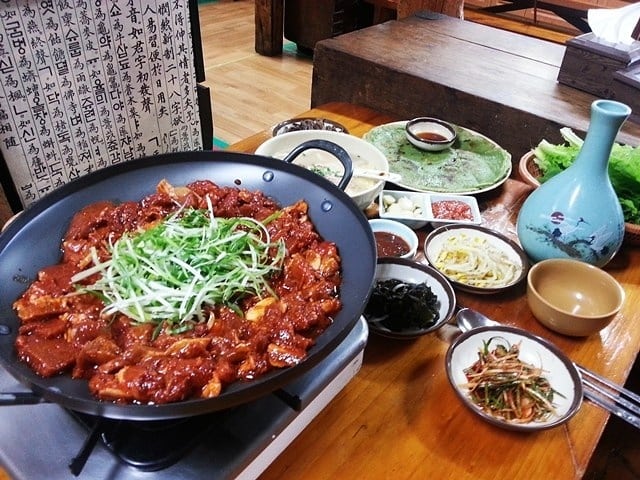 만덕이네 - 제주, 남원 표선 성읍 | 맛집검색 식신