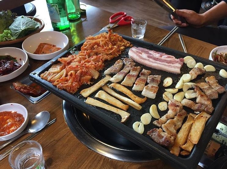 궁돈 숯불생고기 24시 - 충북, 청주-흥덕구 가경 봉명 | 맛집검색 식신