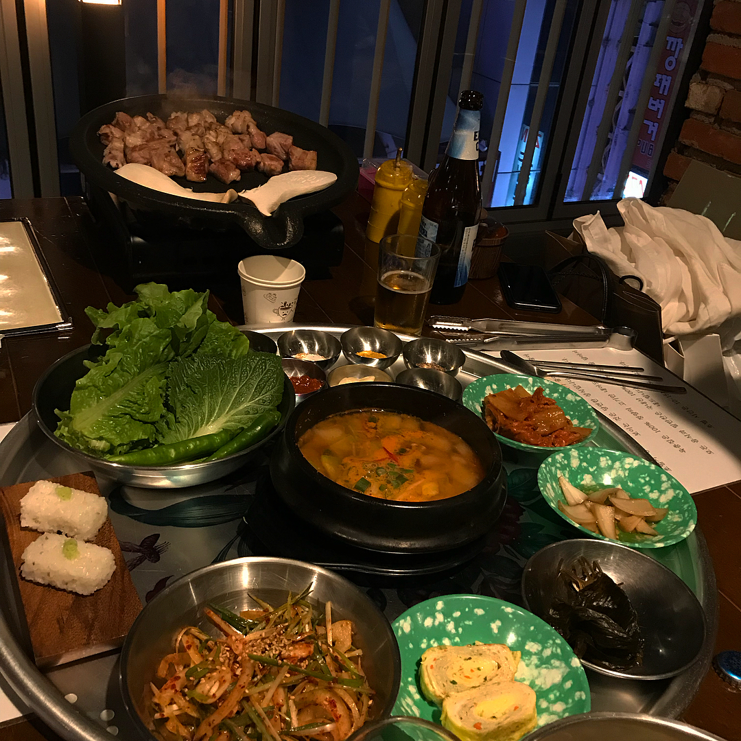 출처 : 육층집 인스타그램 검색 결과